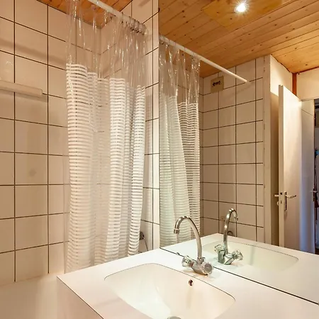 Divisible Equipe, Proche Pistes Et Commerces, Ideal Pour Sejours A Meribel Mottaret - Fr-1-355-206 * Les Allues